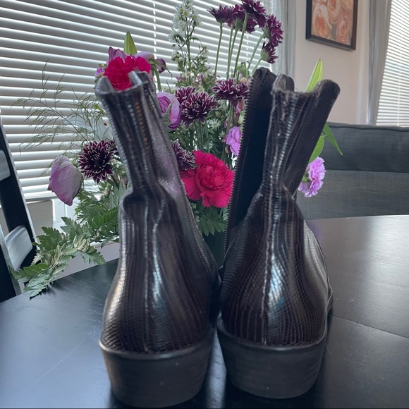 Free People dark brown leather ankle boot NWOT - Picture 4 of 7